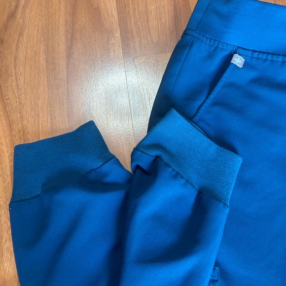 Figs Blue and Orange Joggers for Casual Comfort - Picture 13 of 14